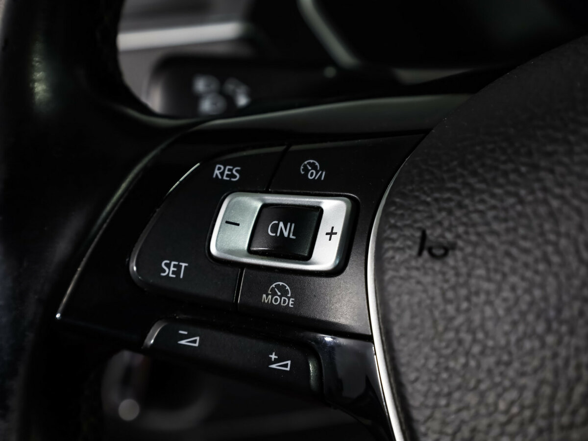 Volkswagen Tiguan II, 2017 Фото №10