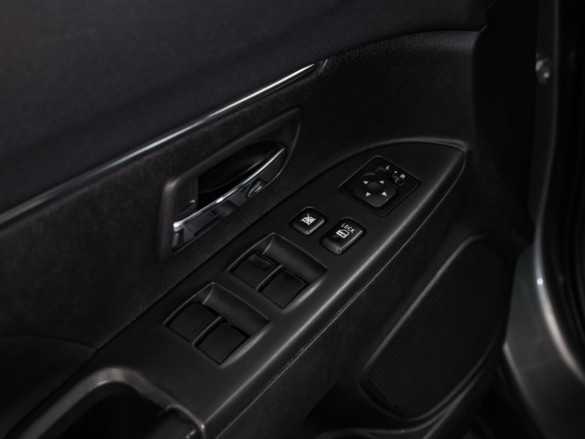 Mitsubishi ASX I Рестайлинг, 2014 Фото №10