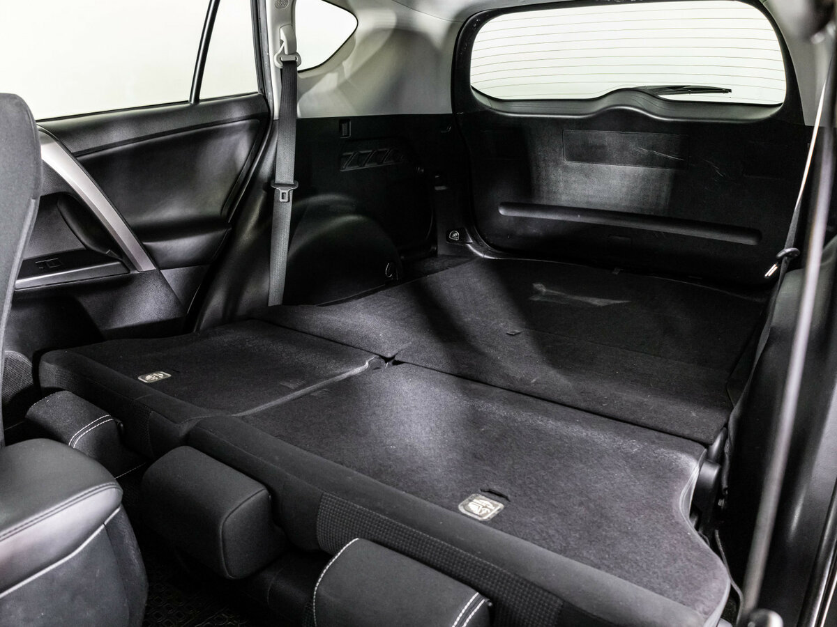 Toyota RAV4 IV (XA40) Рестайлинг, 2016 Фото №15