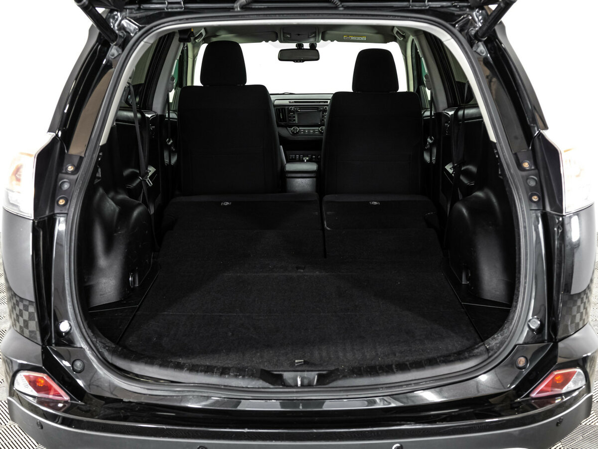 Toyota RAV4 IV (XA40) Рестайлинг, 2016 Фото №17