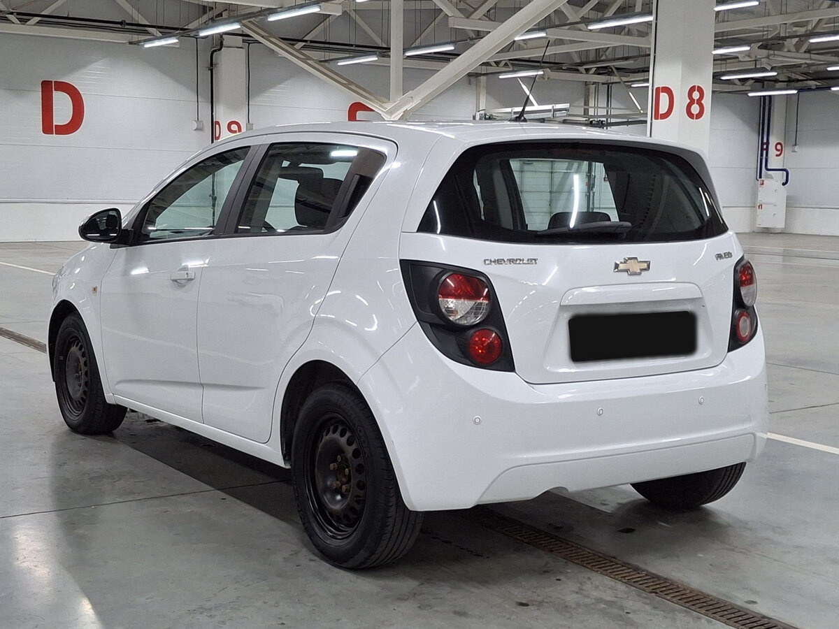 Chevrolet Aveo II, 2015 Фото №7