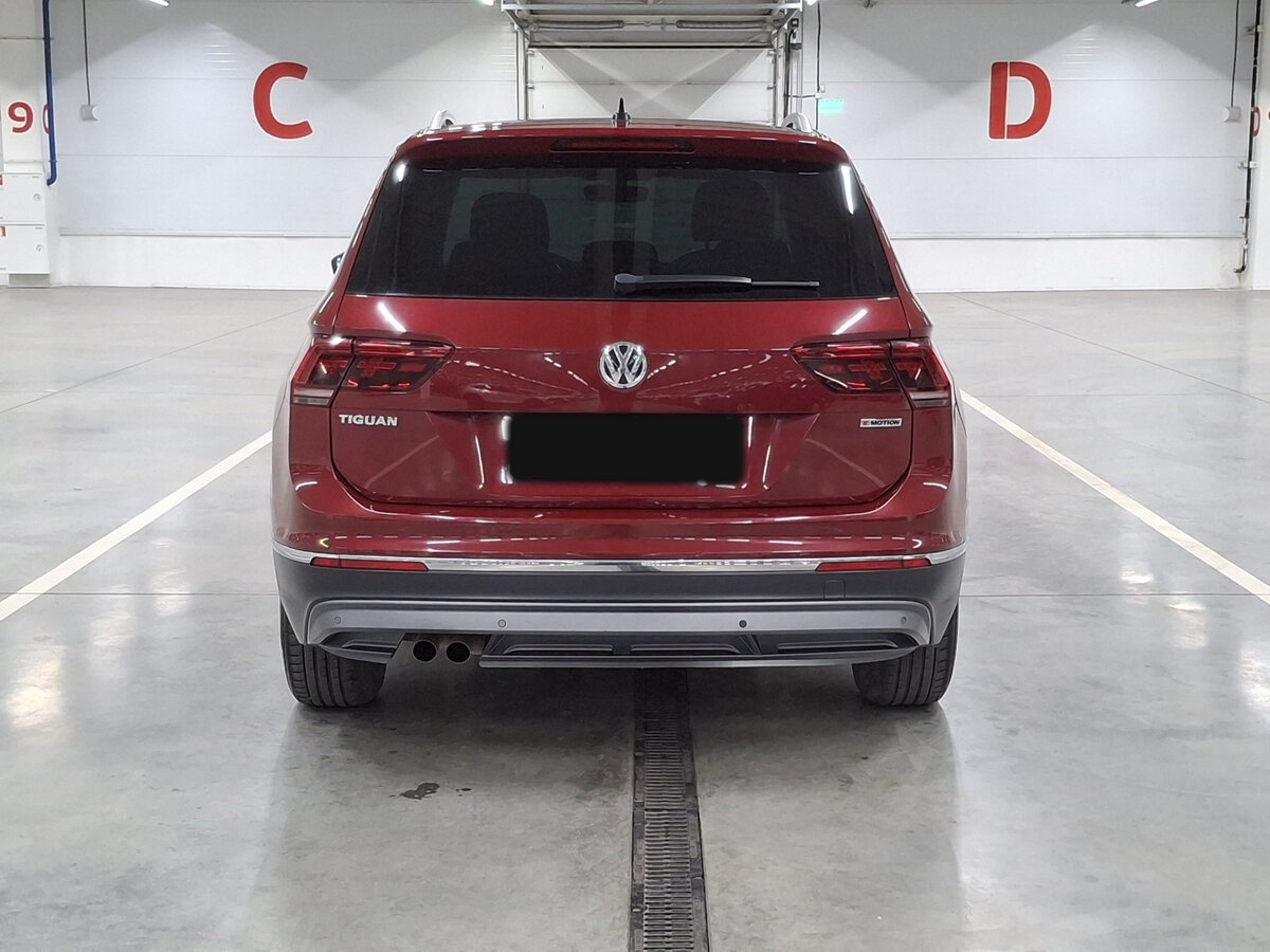 Volkswagen Tiguan II, 2018 Фото №6