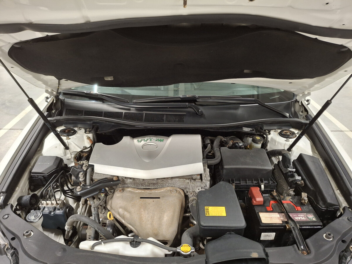 Toyota Camry VII (XV50) Рестайлинг, 2015 Фото №9
