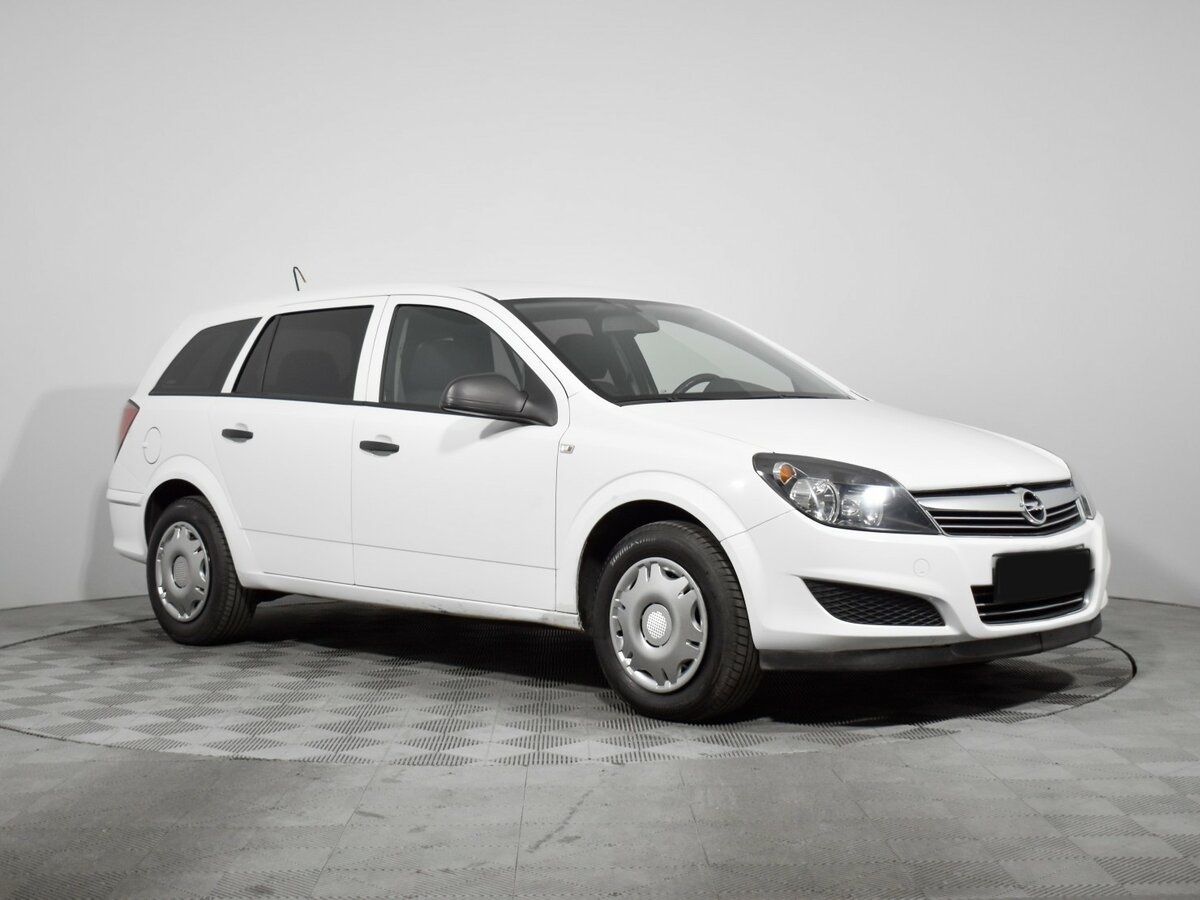 Opel Astra H Рестайлинг, 2013 Фото №3