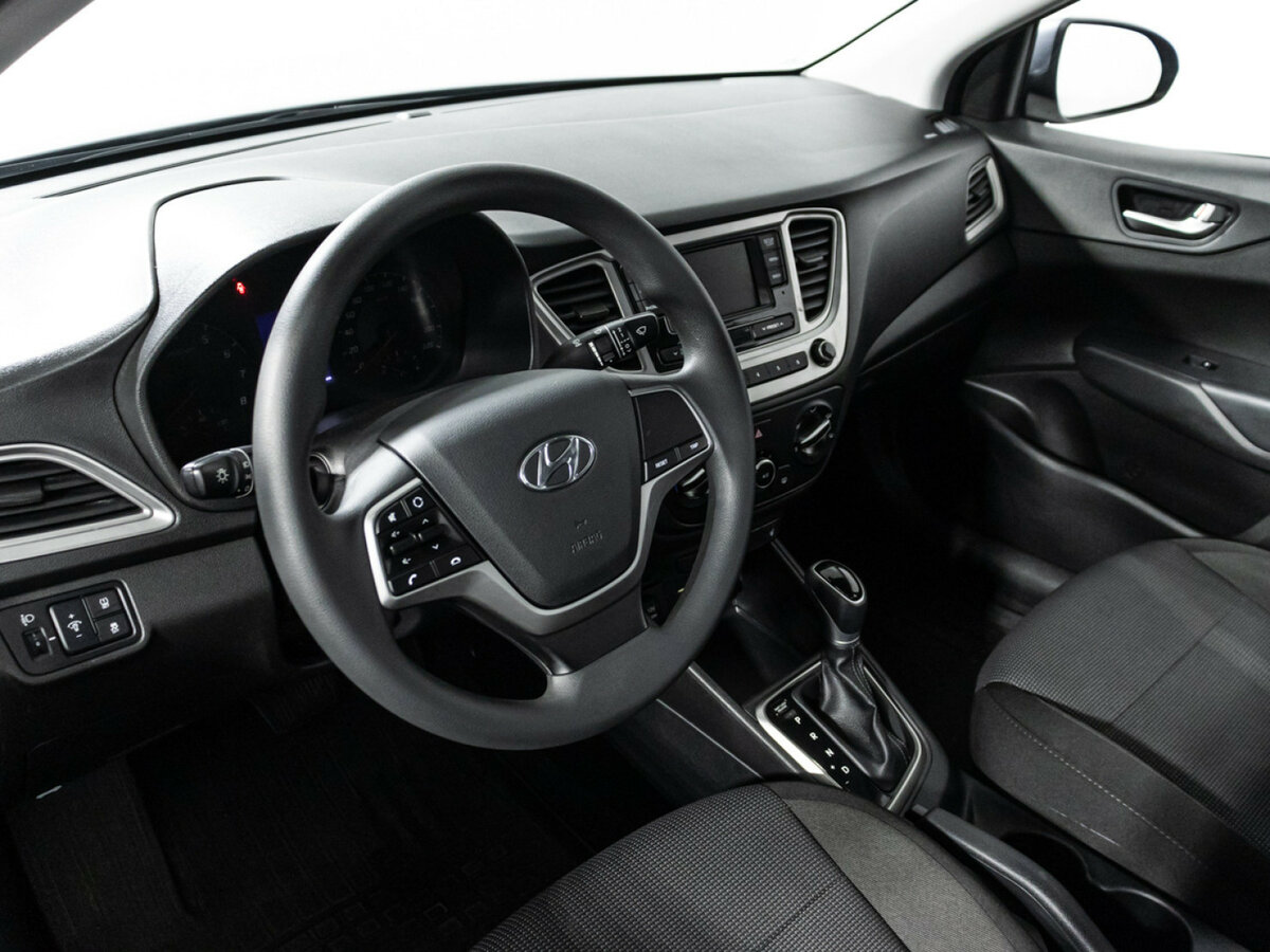 Hyundai Solaris II Рестайлинг, 2020 Фото №11