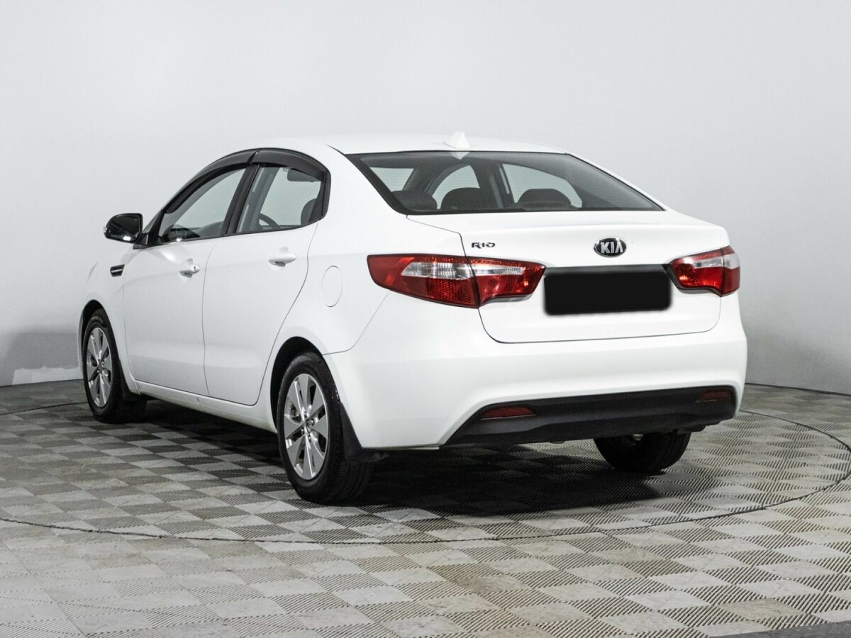 Kia Rio 5-speed III, 2013 Фото №7
