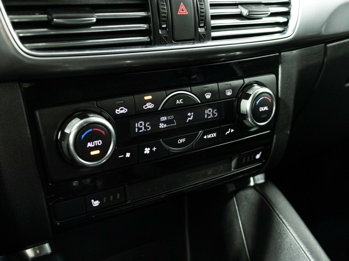 Mazda CX-5 I Рестайлинг, 2017 Фото №15