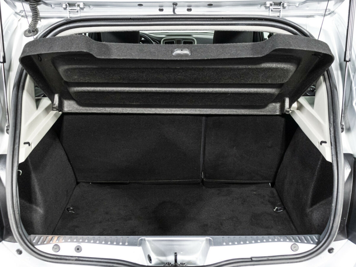 Renault Sandero Stepway II Рестайлинг, 2022 Фото №18