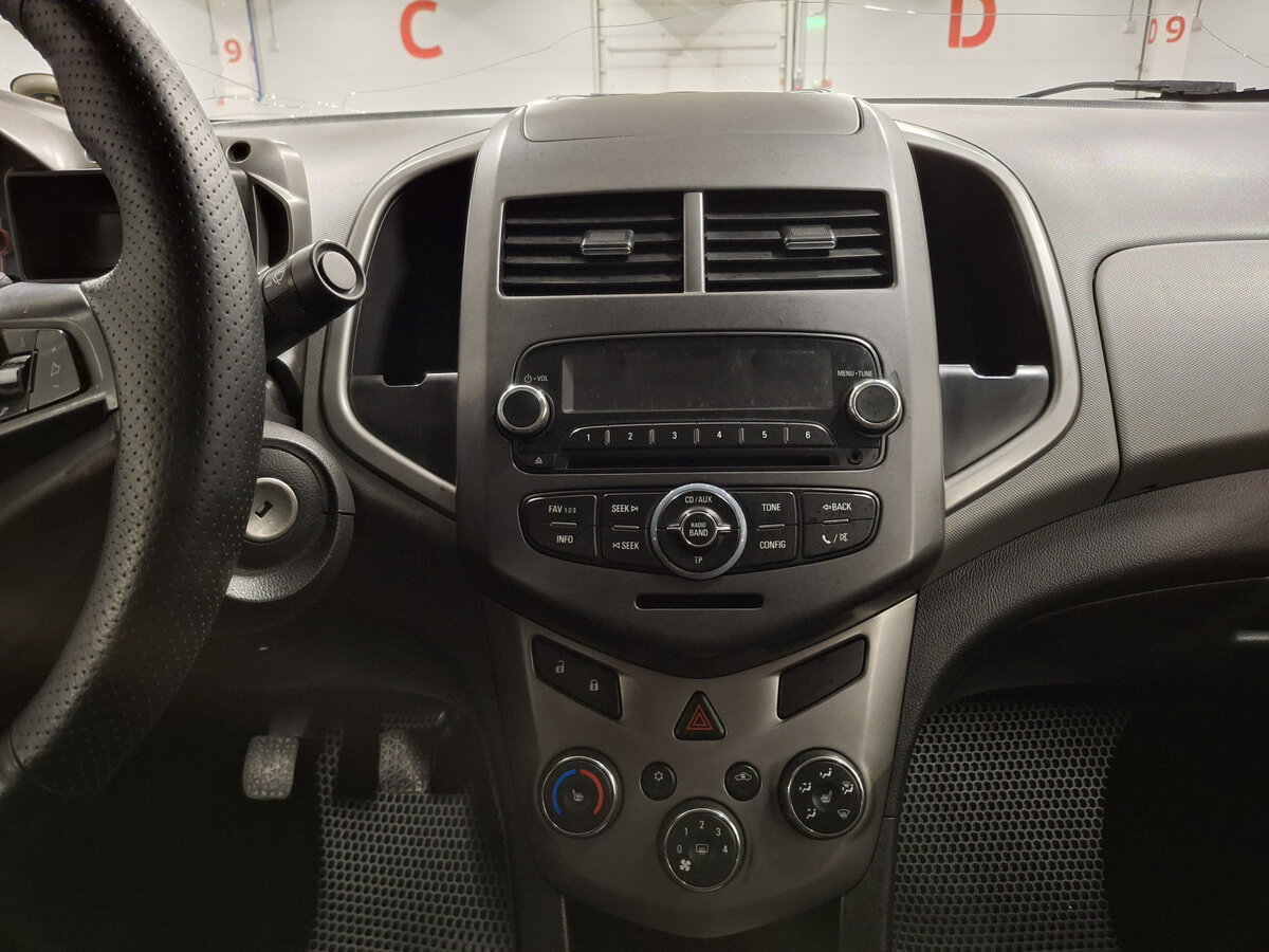 Chevrolet Aveo II, 2012 Фото №15