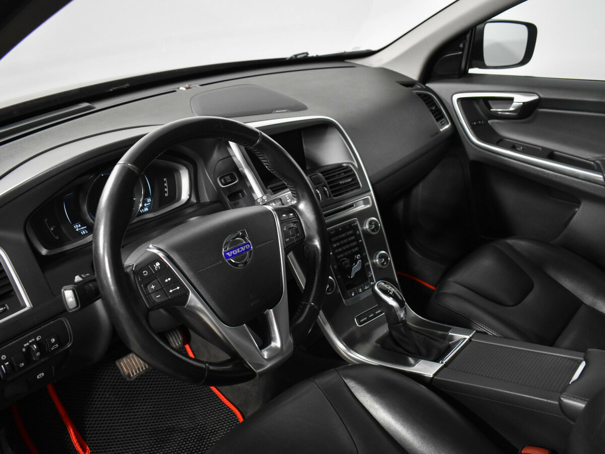 Volvo XC60 I Рестайлинг, 2015 Фото №7