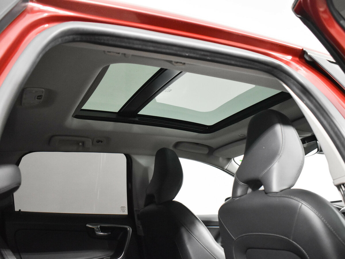 Volvo XC60 I Рестайлинг, 2015 Фото №15