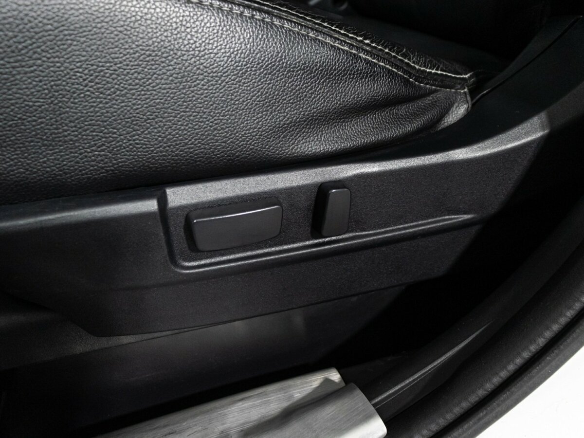 Mitsubishi Outlander III Рестайлинг, 2014 Фото №15