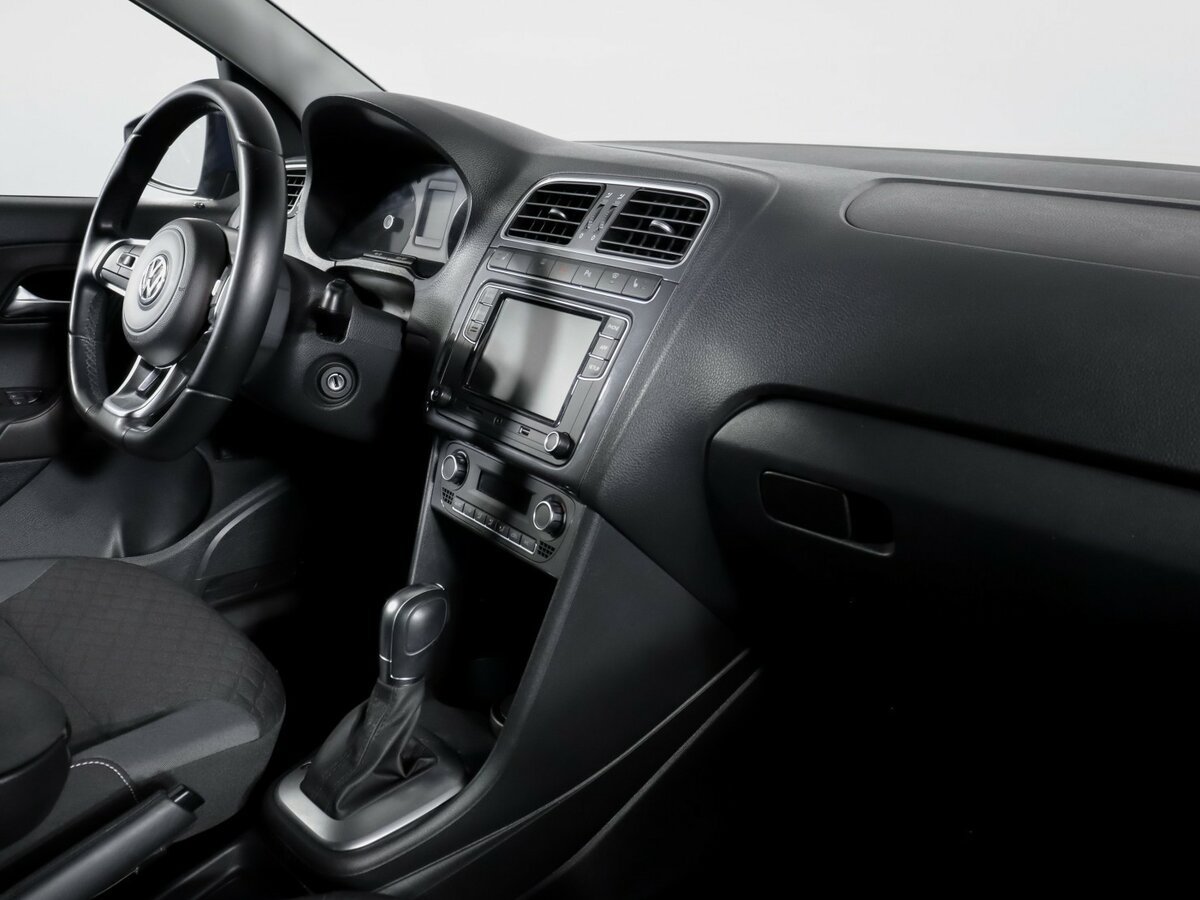 Volkswagen Polo V Рестайлинг, 2018 Фото №7