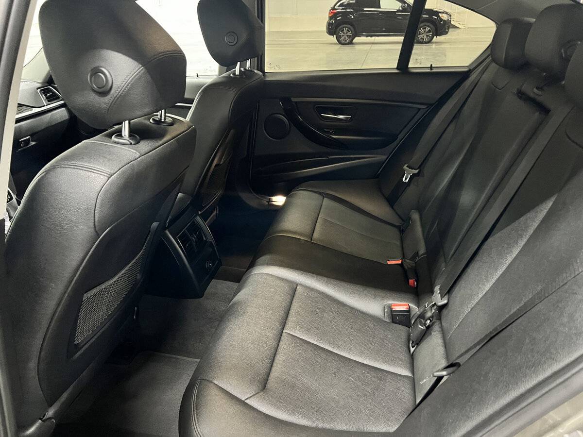 BMW 3 серии 318i VI (F3x) Рестайлинг, 2018 Фото №12