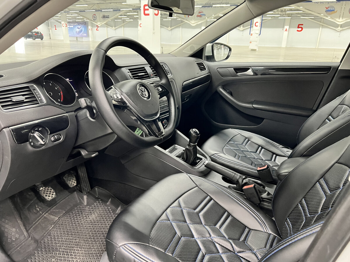 Volkswagen Jetta VI Рестайлинг, 2016 Фото №15