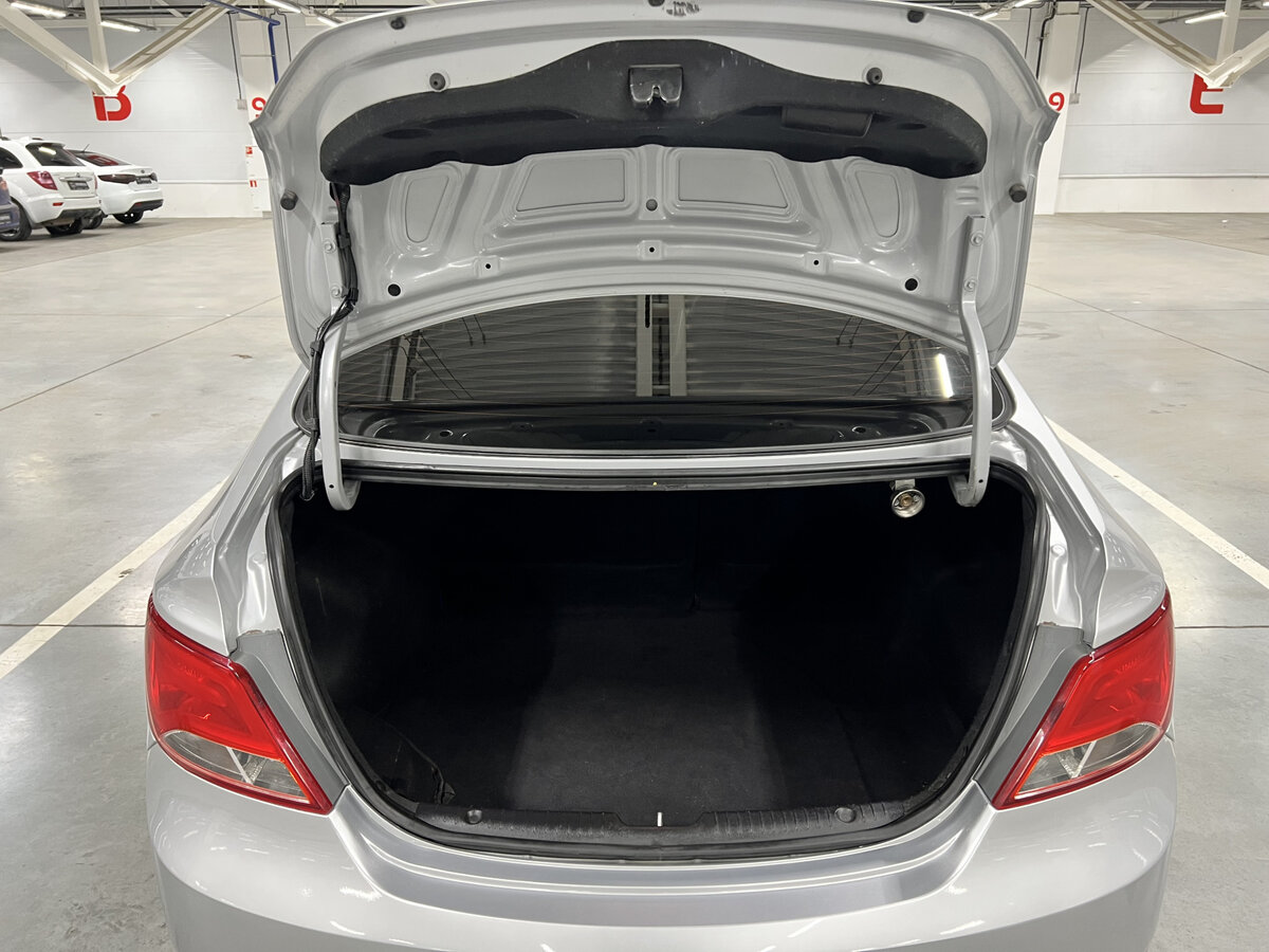 Hyundai Solaris I Рестайлинг, 2015 Фото №10