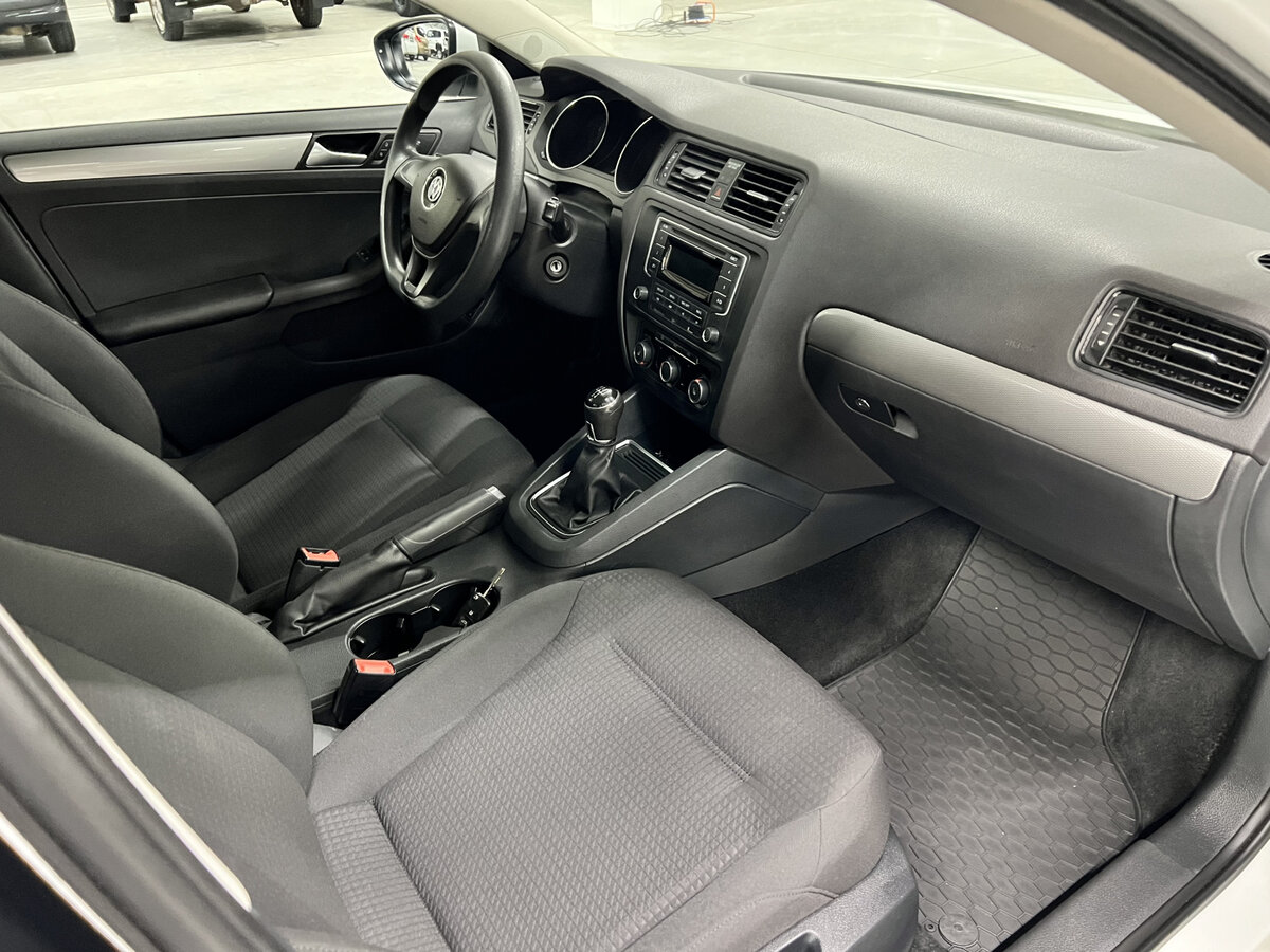 Volkswagen Jetta VI Рестайлинг, 2016 Фото №11