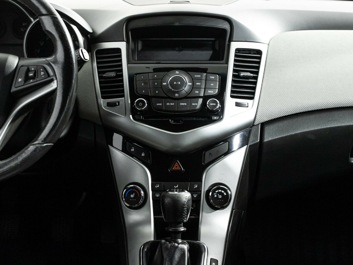 Chevrolet Cruze I Рестайлинг, 2012 Фото №14