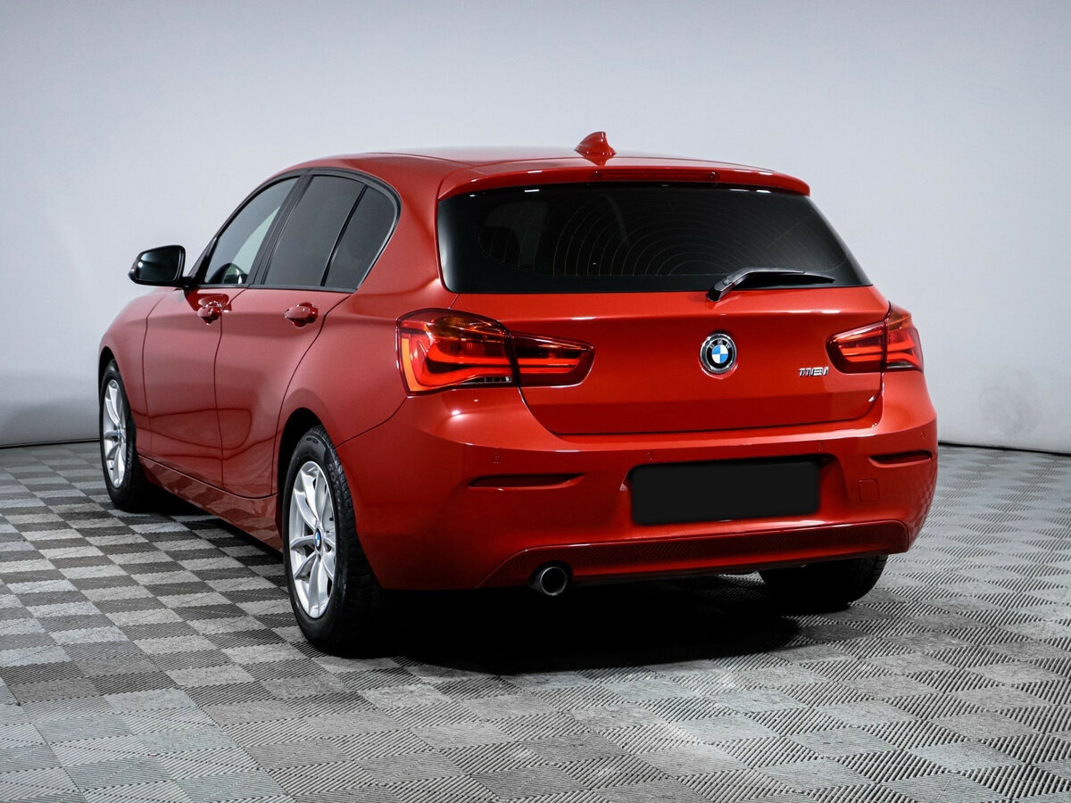 BMW 1 серии 118i II (F20/F21) Рестайлинг 2, 2018 Фото №7