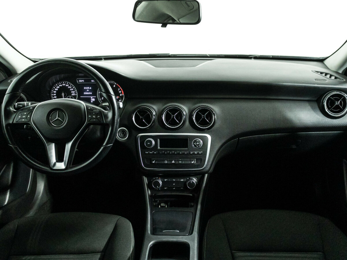 Mercedes-Benz A-Класс 180 III (W176), 2013 Фото №13