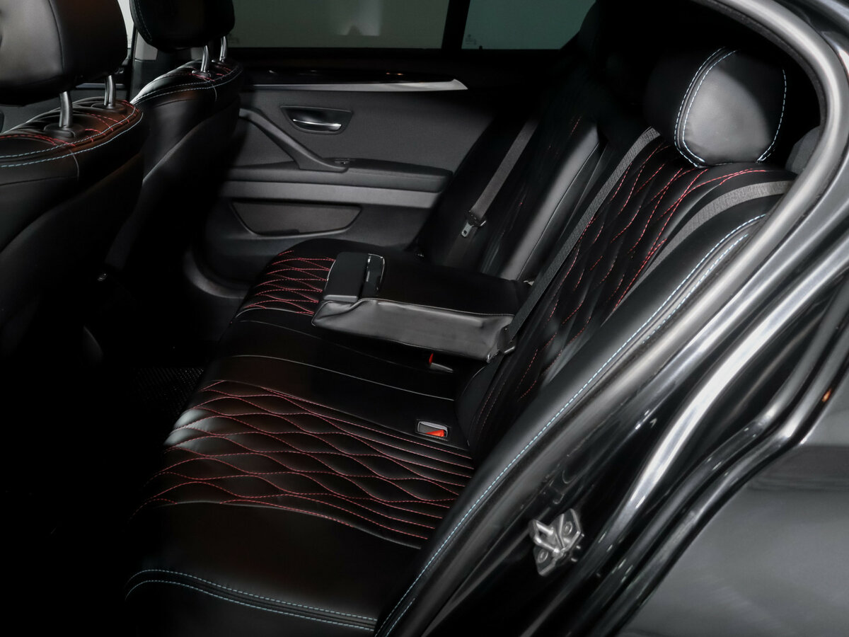 BMW 5 серии 528i VI (F10/F11/F07) Рестайлинг, 2014 Фото №10