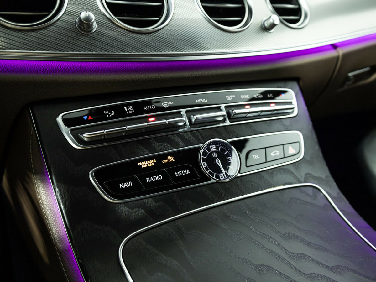 Mercedes-Benz E-Класс 200 d V (W213, S213, C238), 2019 Фото №18
