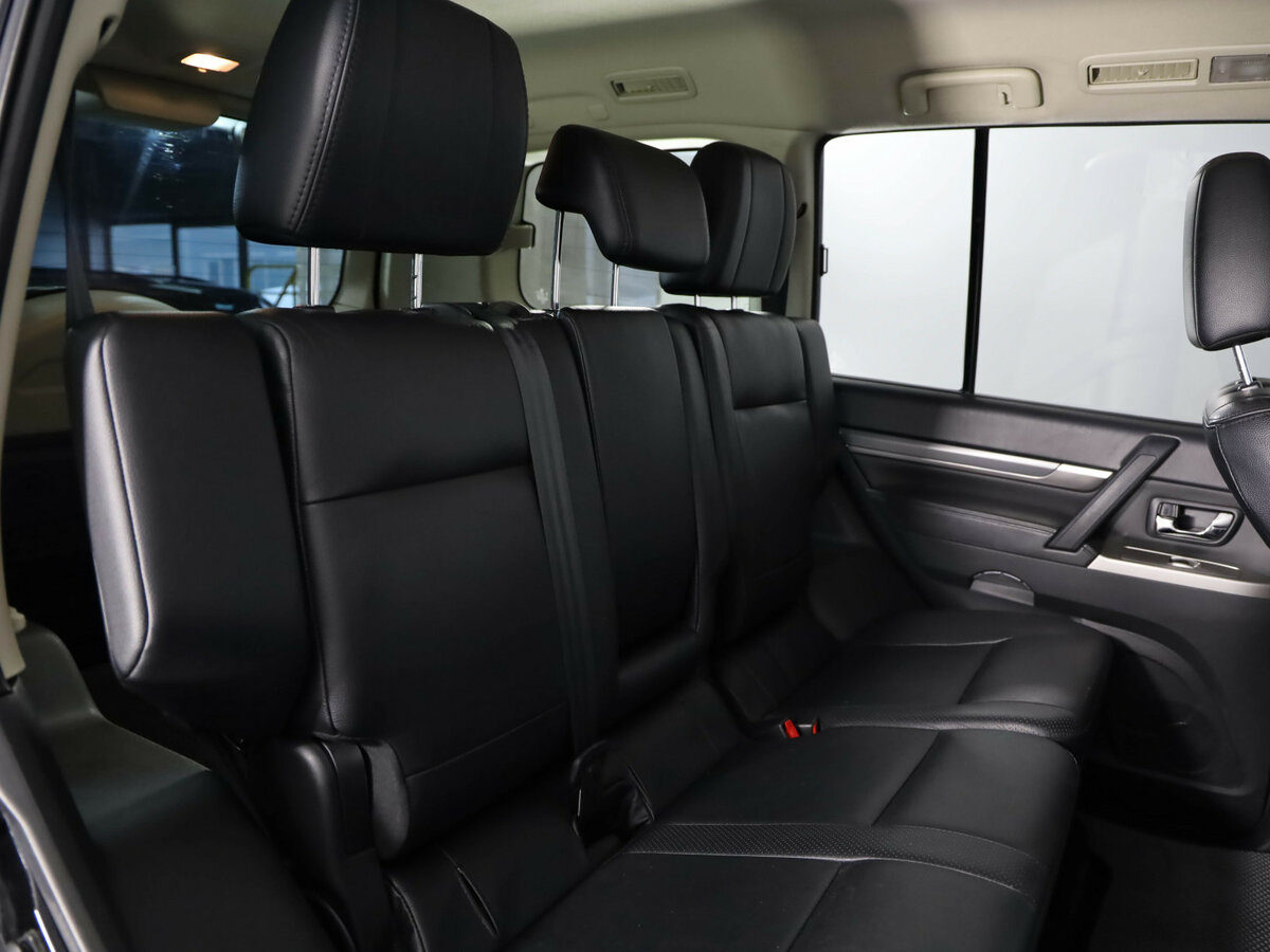 Mitsubishi Pajero IV Рестайлинг 1, 2013 Фото №13