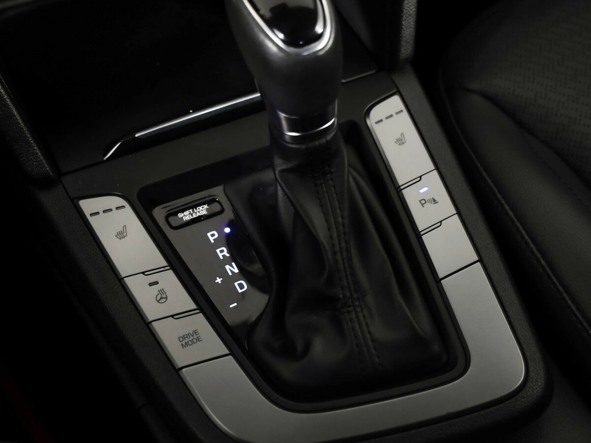 Hyundai Elantra VI (AD), 2016 Фото №12