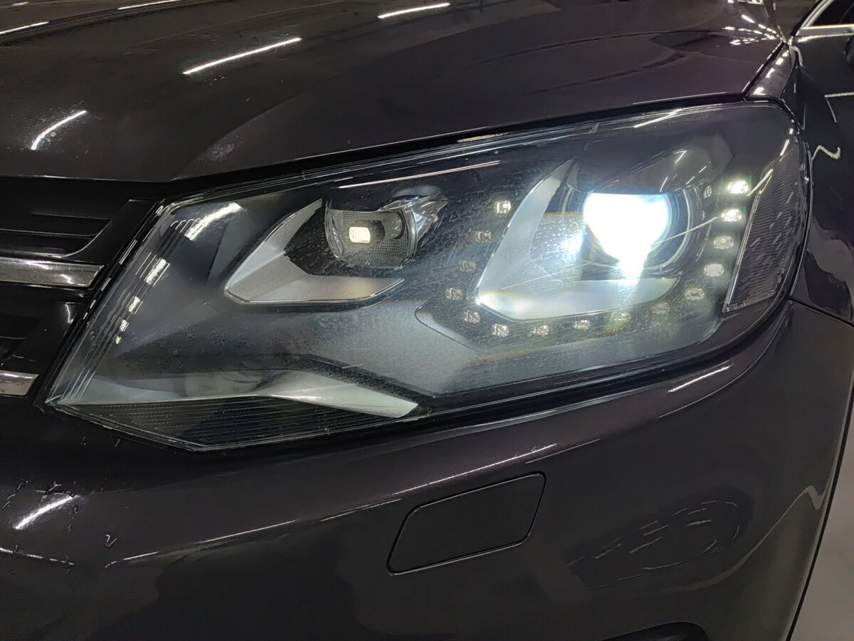 Volkswagen Touareg II, 2012 Фото №17