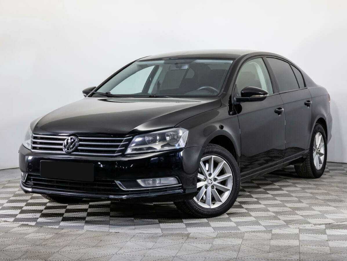 Volkswagen Passat, 2013 - 145 126 км. | Фото №1