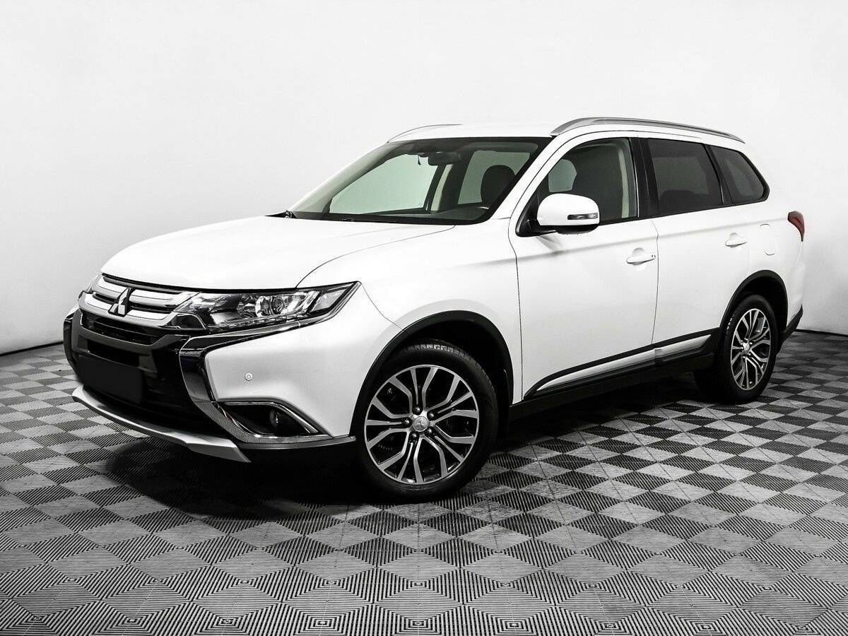 Mitsubishi Outlander, 2017 - 72 468 км. | Фото №1